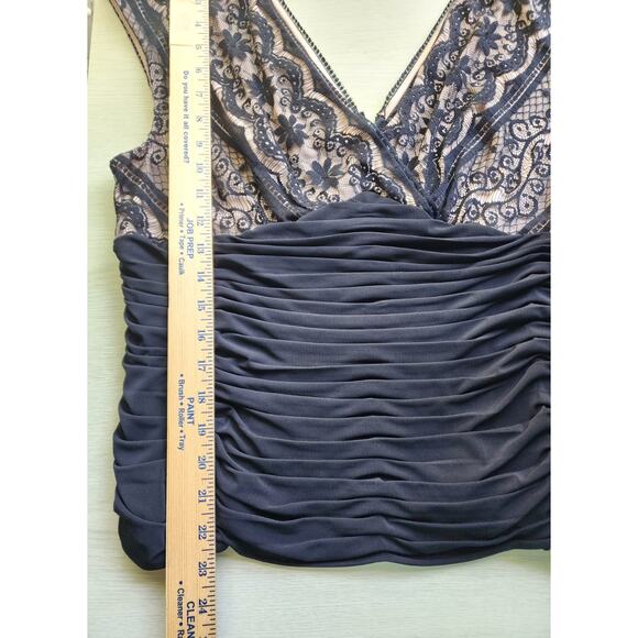 BLOUSE/TOP-ADRIANNA PAPELL Evening Essentials-Lace-Low Cut-Waist Length-16 - Picture 12 of 14